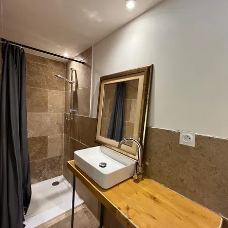 Apartment Pierrange *