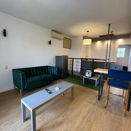 Pierrange Apartment