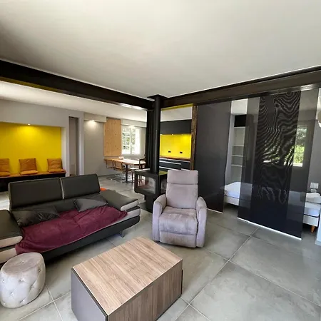 Apartment Pierrange